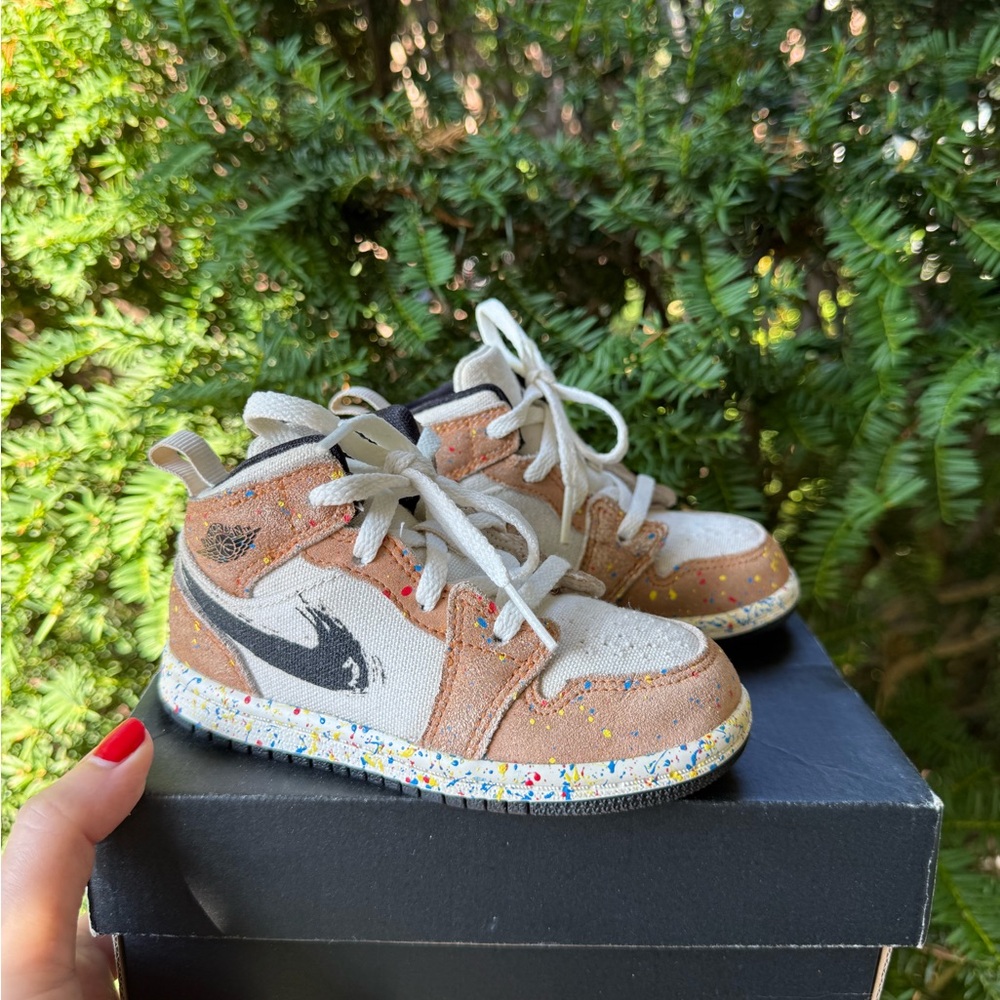 Jordan mids - Picture 4 of 14